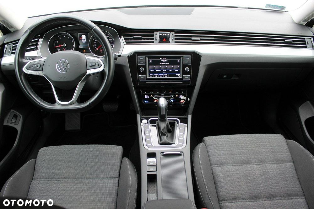 Volkswagen Passat 1.5 TSI EVO Business DSG - 9