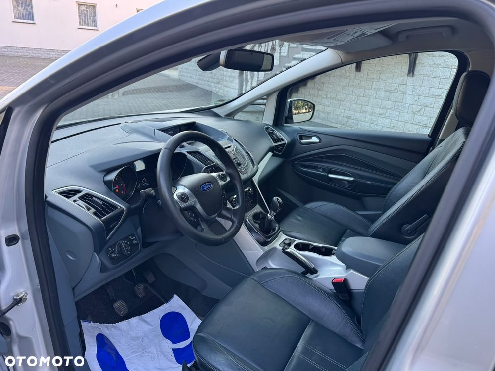 Ford Grand C-MAX - 16