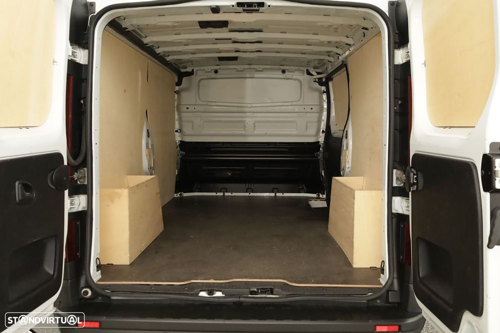 Renault trafic 2.0 blue dci l1h1 - 18