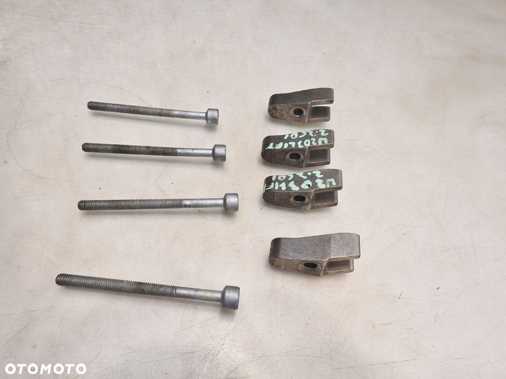 ŁAPKI SZPILKI MOCOWANIE WTRYSKU MERCEDES W203 2.2 CDI - 7