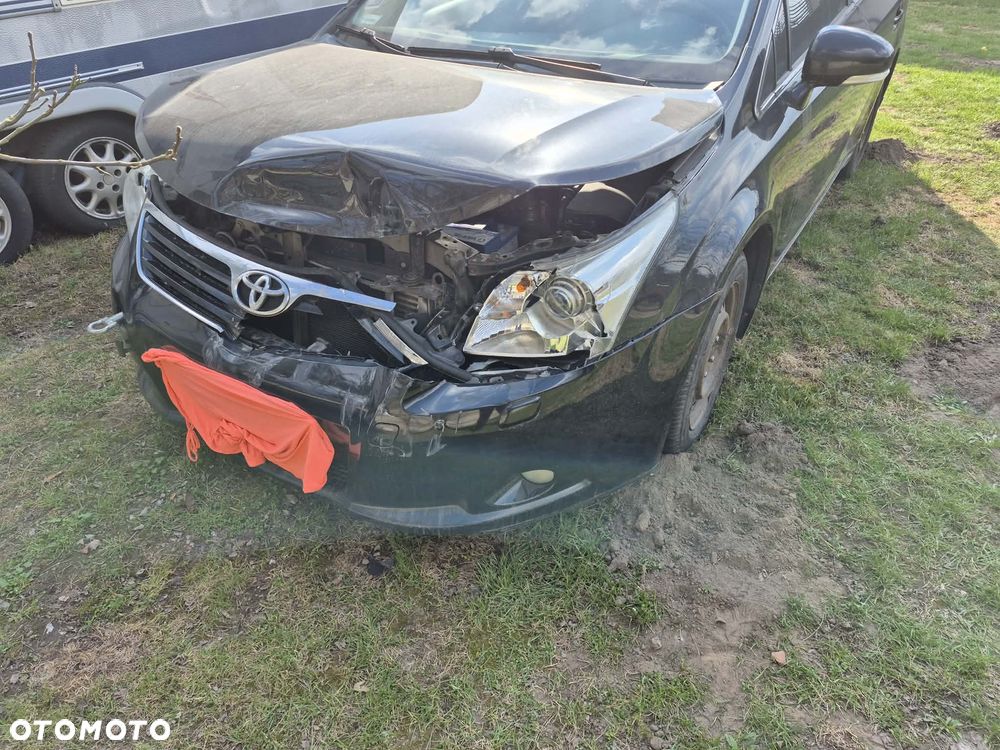 Toyota Avensis 2.0 D-4D 2010 - 7