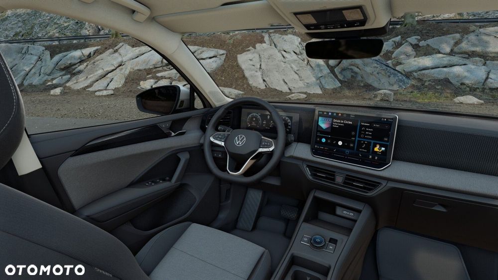 Volkswagen Tiguan - 11