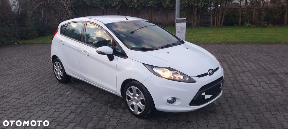 Ford Fiesta 1.6 TDCi DPF Trend - 11
