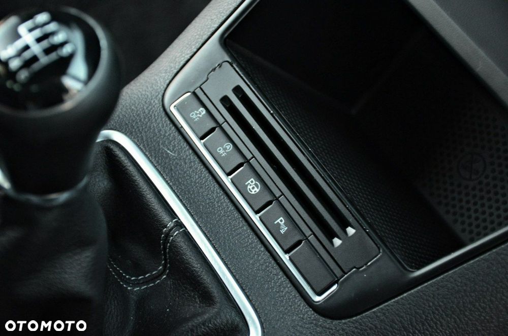 Volkswagen Tiguan - 24