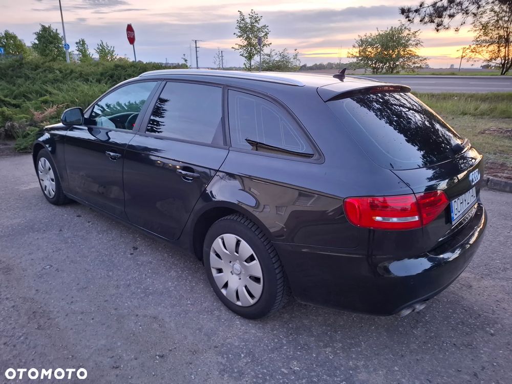 Audi A4 Avant 2.0 TDI DPF Ambition - 17
