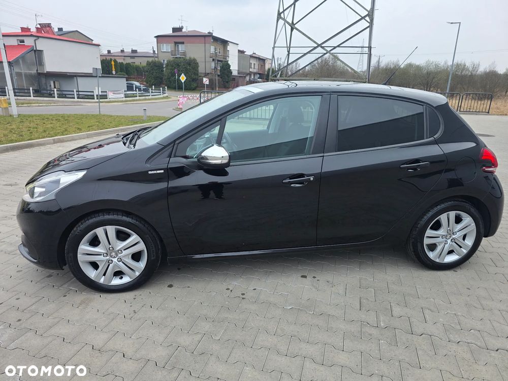 Peugeot 208 PureTech 82 Start & Stop Style - 19