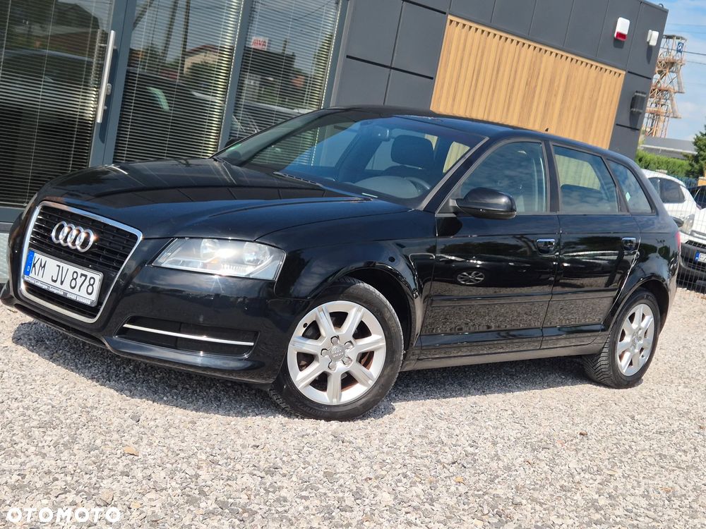 Audi A3 Sportback 1.6 TDI Ambiente - 3