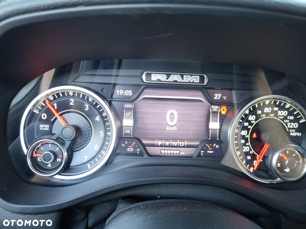 Dodge RAM 5.7 4x4 - 12