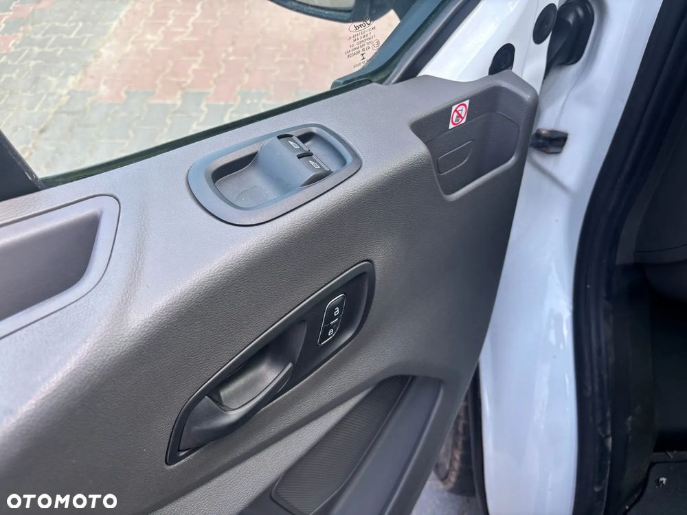 Ford Transit - 22