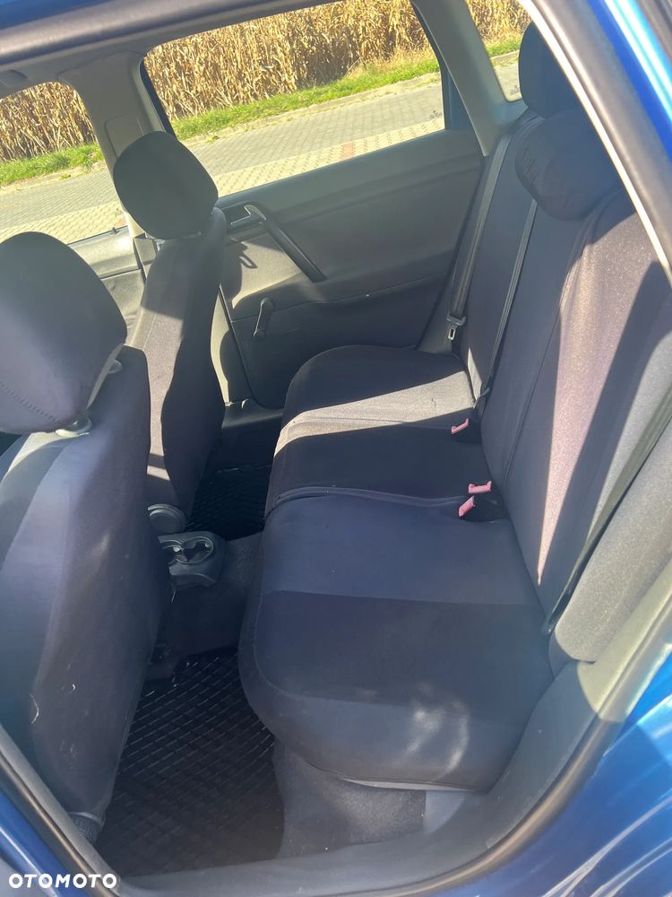Volkswagen Polo - 22