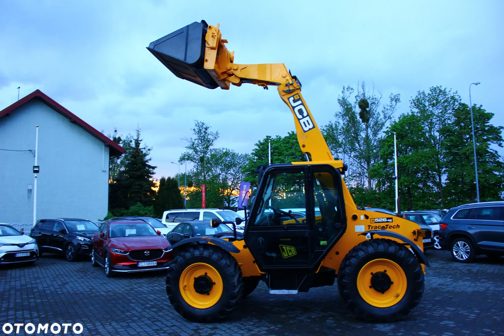 JCB ŁADOWARKA TELESKOPOWA JCB 526-56 AGRI  3 TRYBY SKRĘTNE JOYSTICK SILNIK 4.4L 4X4 - 32