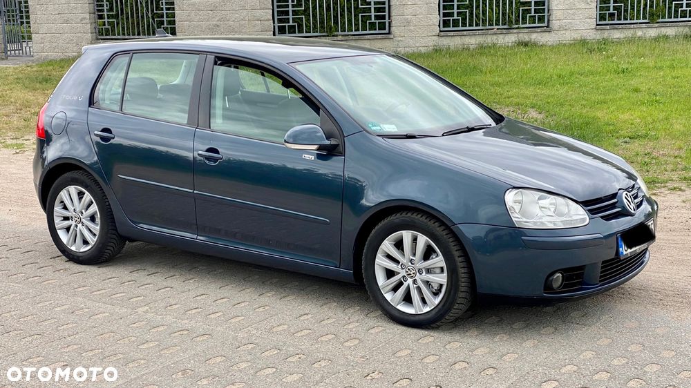 Volkswagen Golf 2.0 TDI Highline - 4