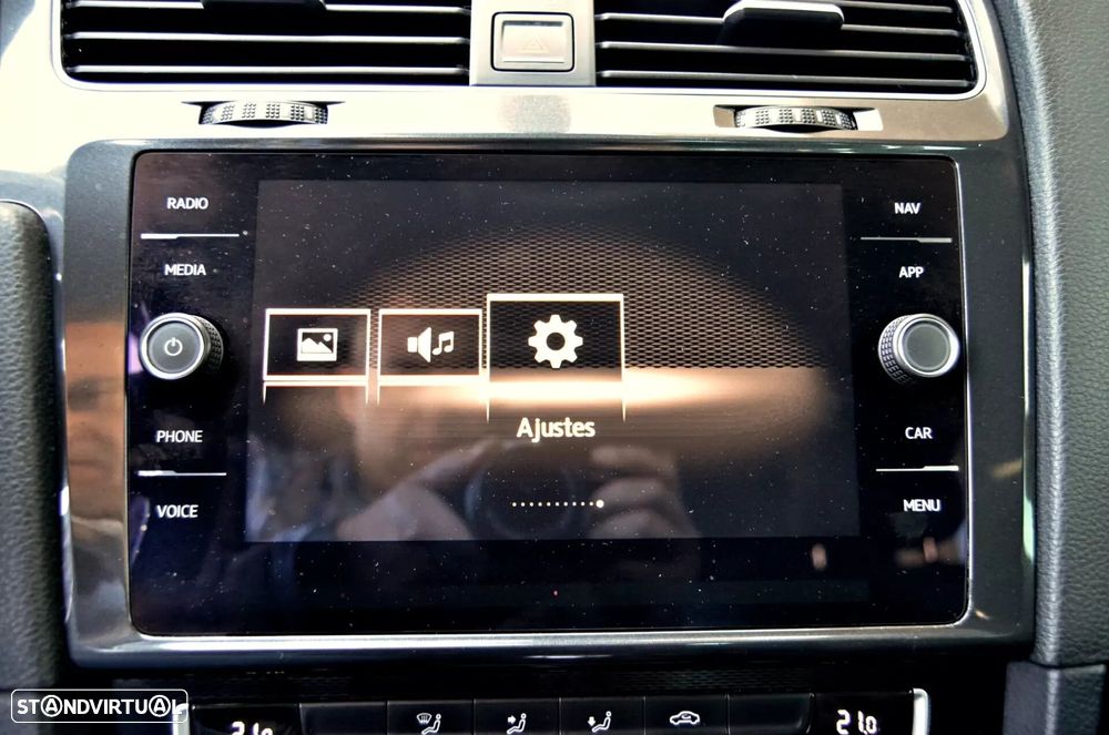 VW Golf Variant - 23