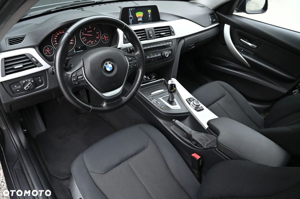 BMW Seria 3 - 21