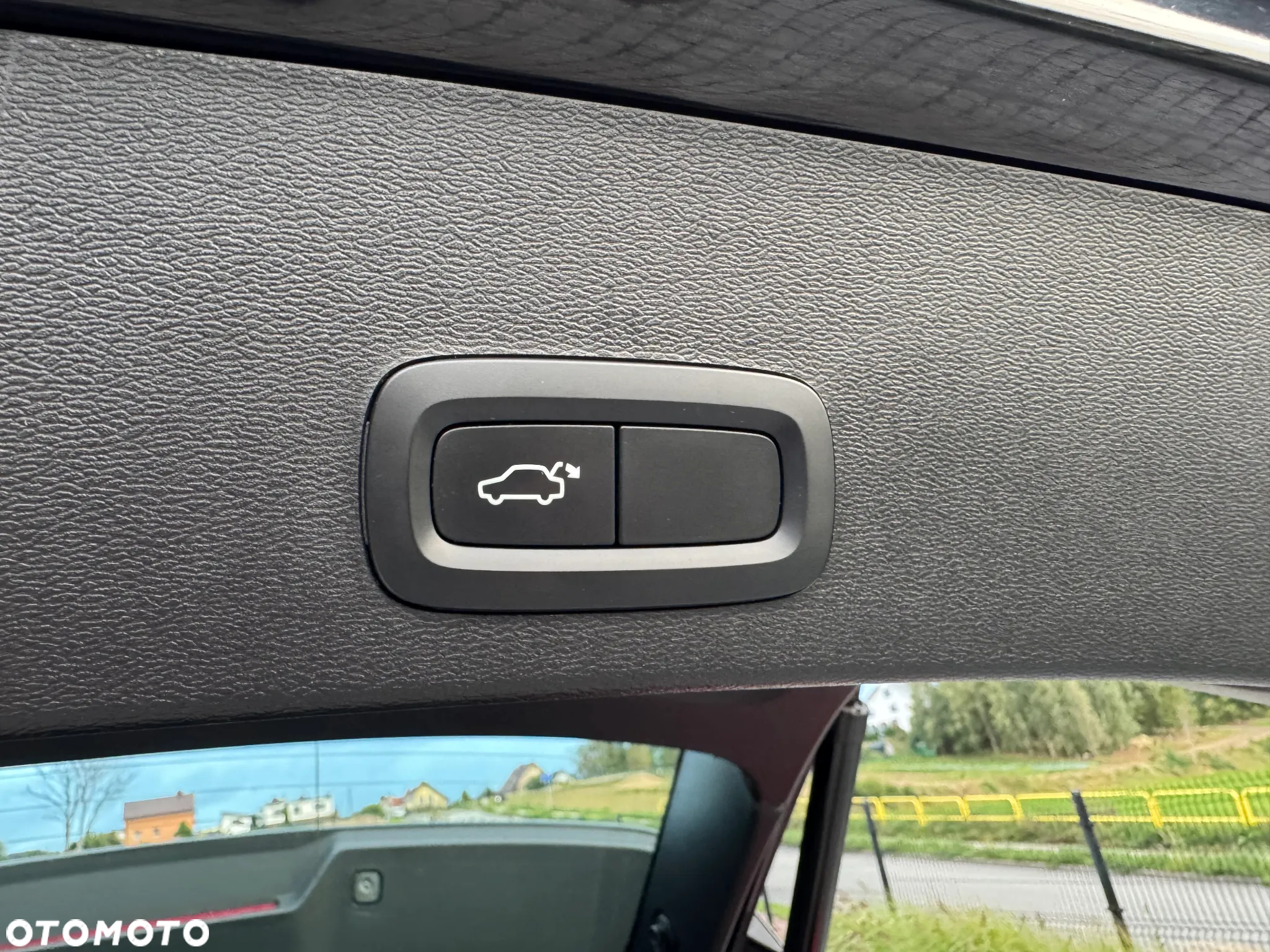 Volvo XC 40 D3 Momentum Pro - 34