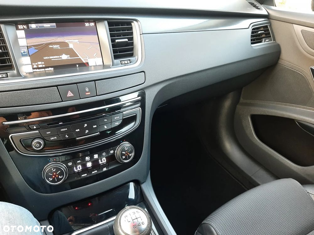 Peugeot 508 2.0 BlueHDi Allure S&S - 23