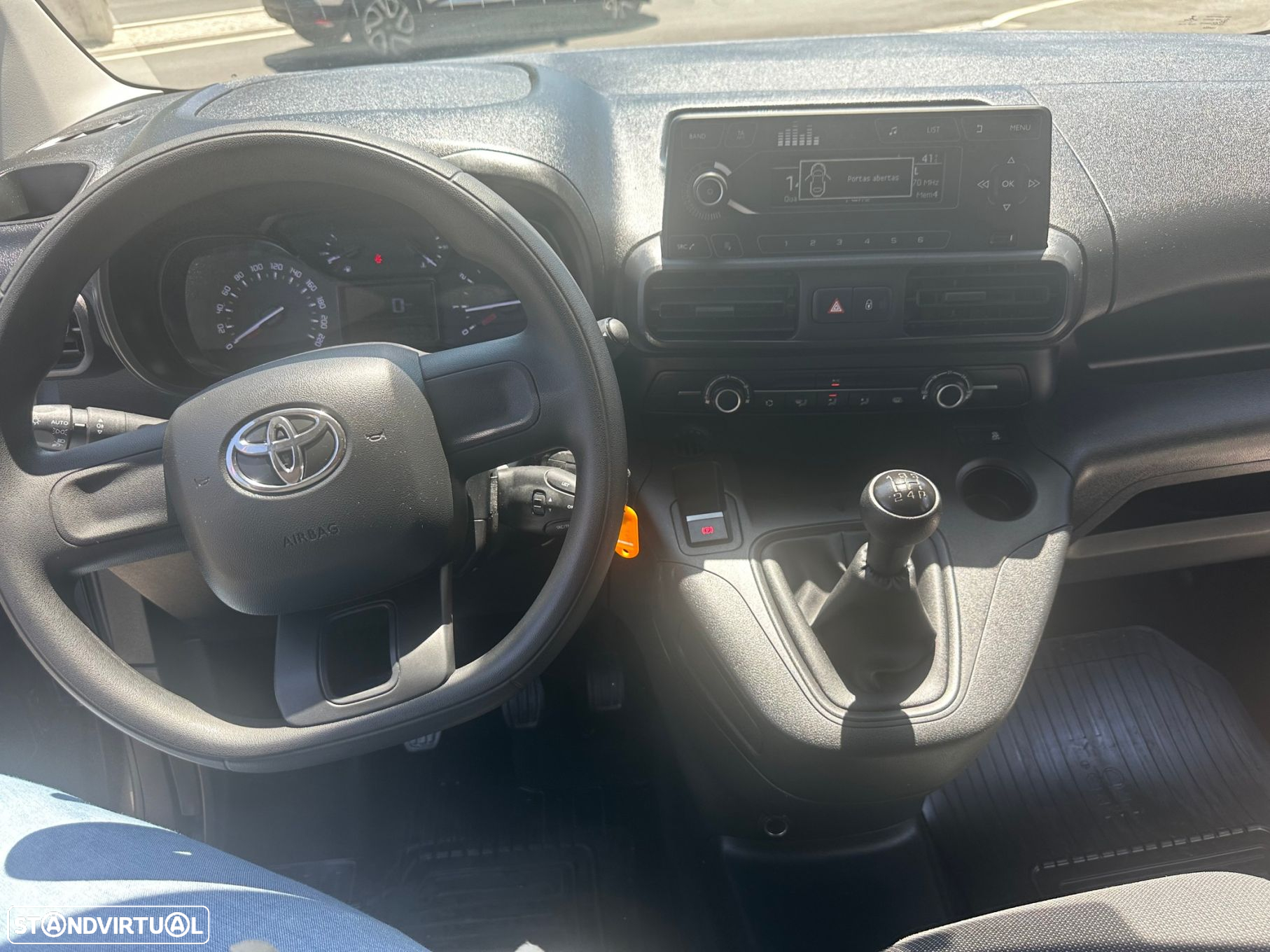 Toyota Proace City 1.5D L1 Comfort PTB - 9