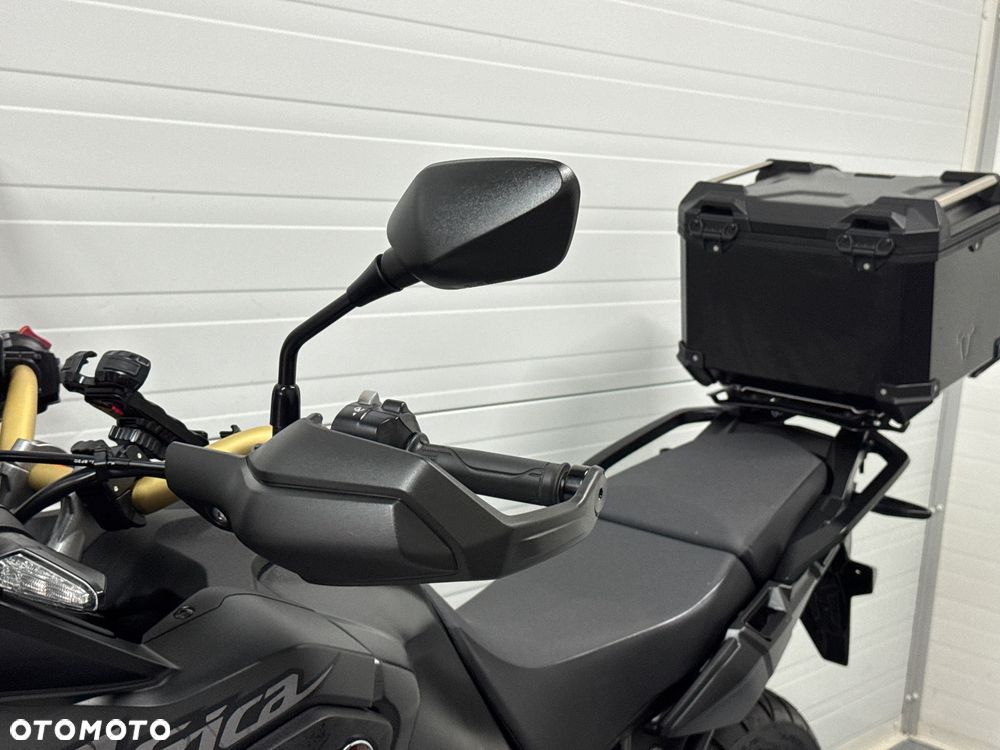 Honda CRF - 33