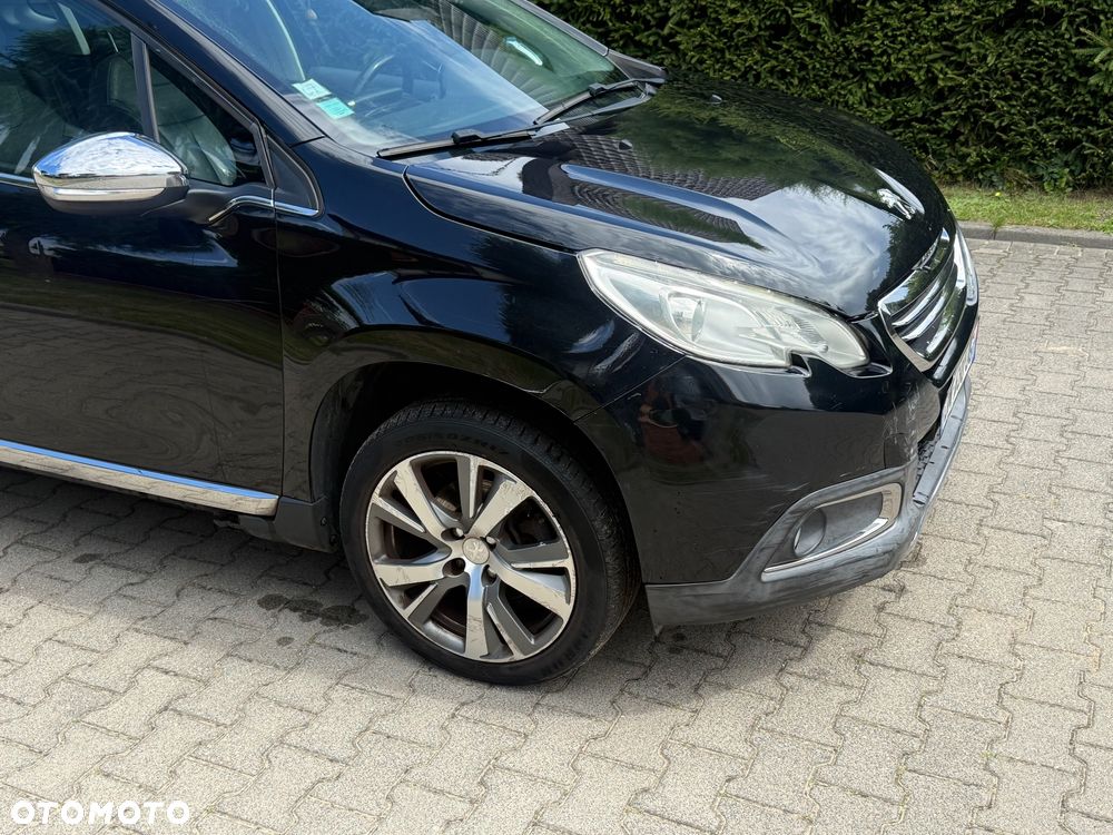 Peugeot 2008 1.6 e-HDi Allure S&S - 5