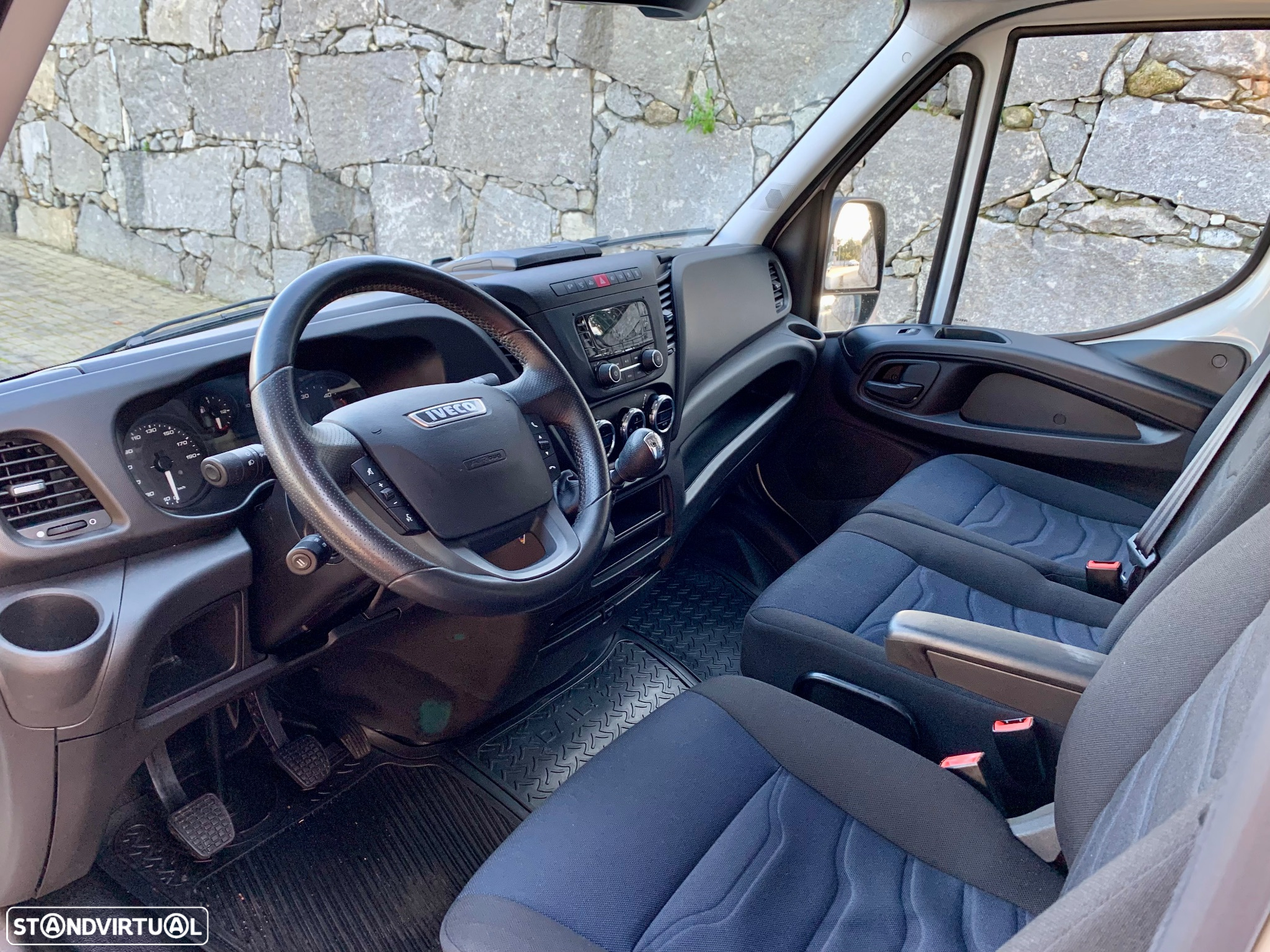 Iveco Daily  rodado duplo - 8