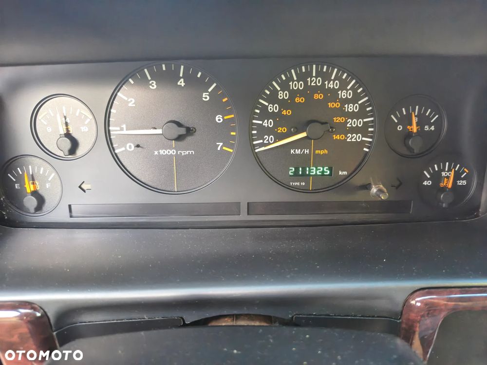 Jeep Grand Cherokee Gr 4.0 Laredo - 9