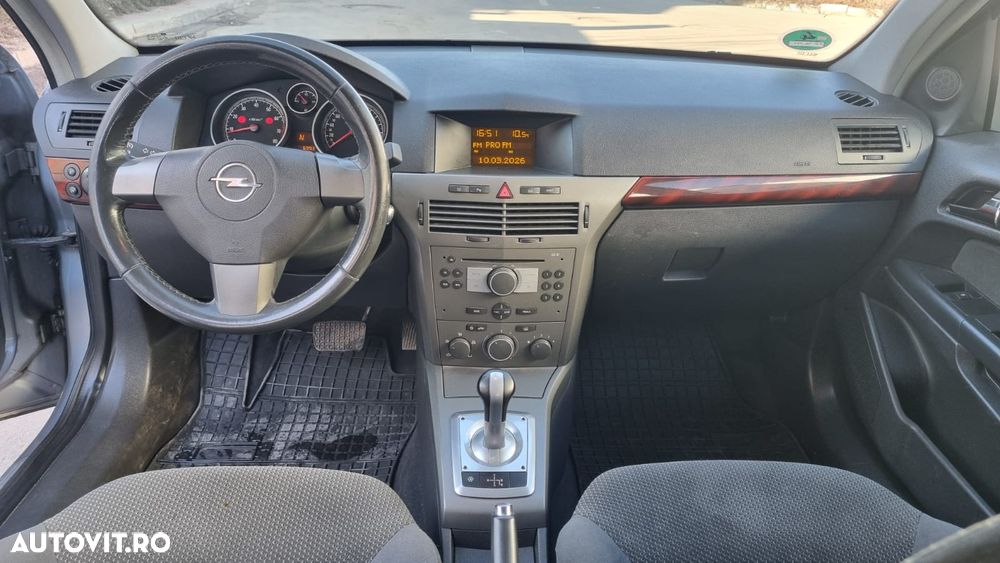Opel Astra - 11