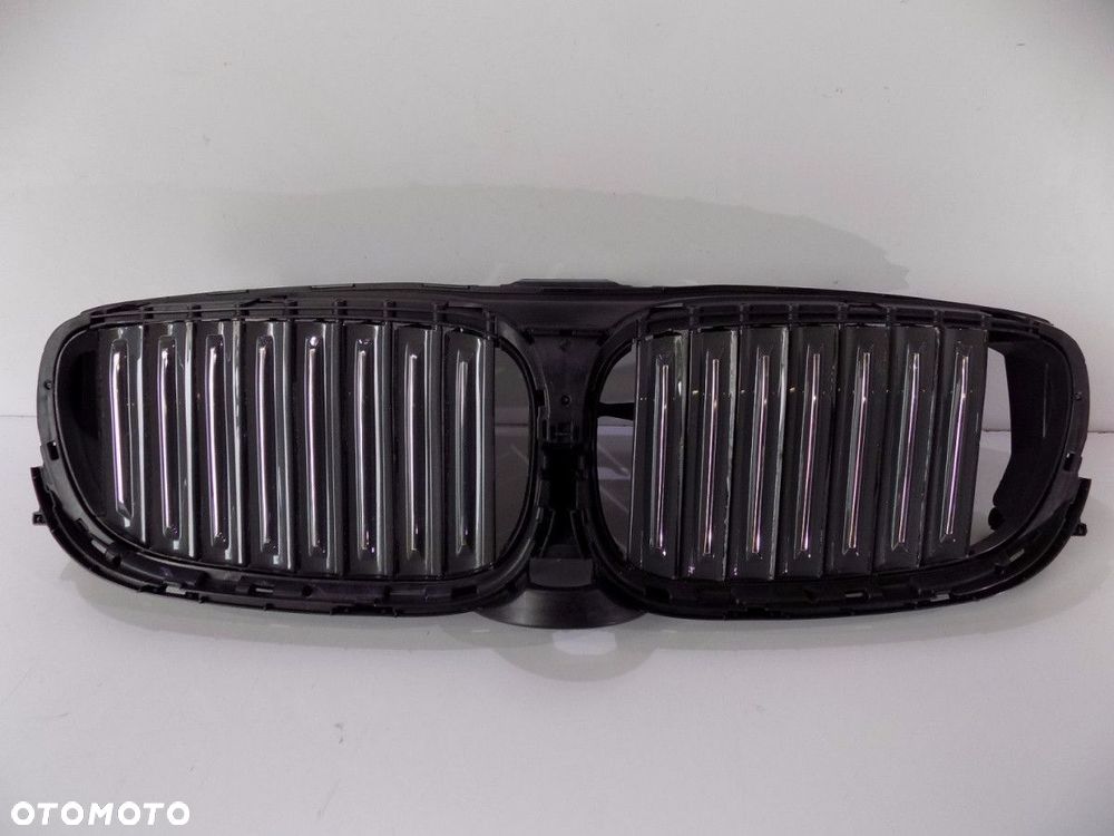 BMW 7 G11 / G12 Kierownica powietrza Górna - 4125 - 11