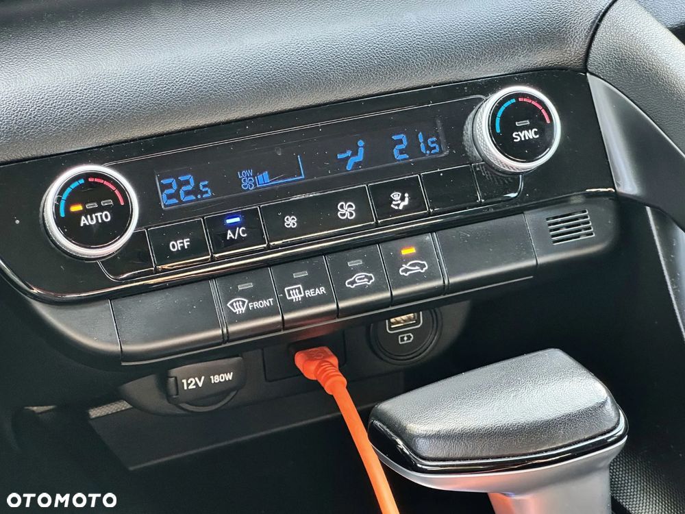 Hyundai Elantra 1.6 Modern CVT - 23