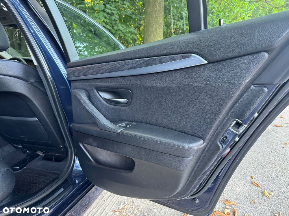 BMW Seria 5 520d - 8