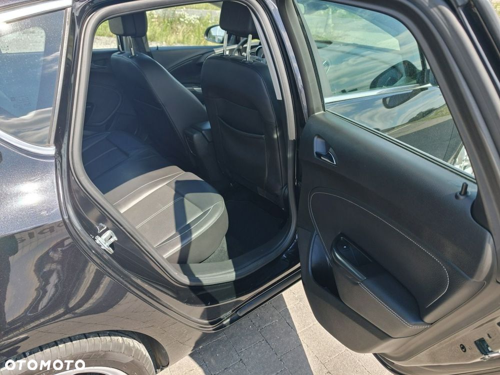 Opel Astra - 11