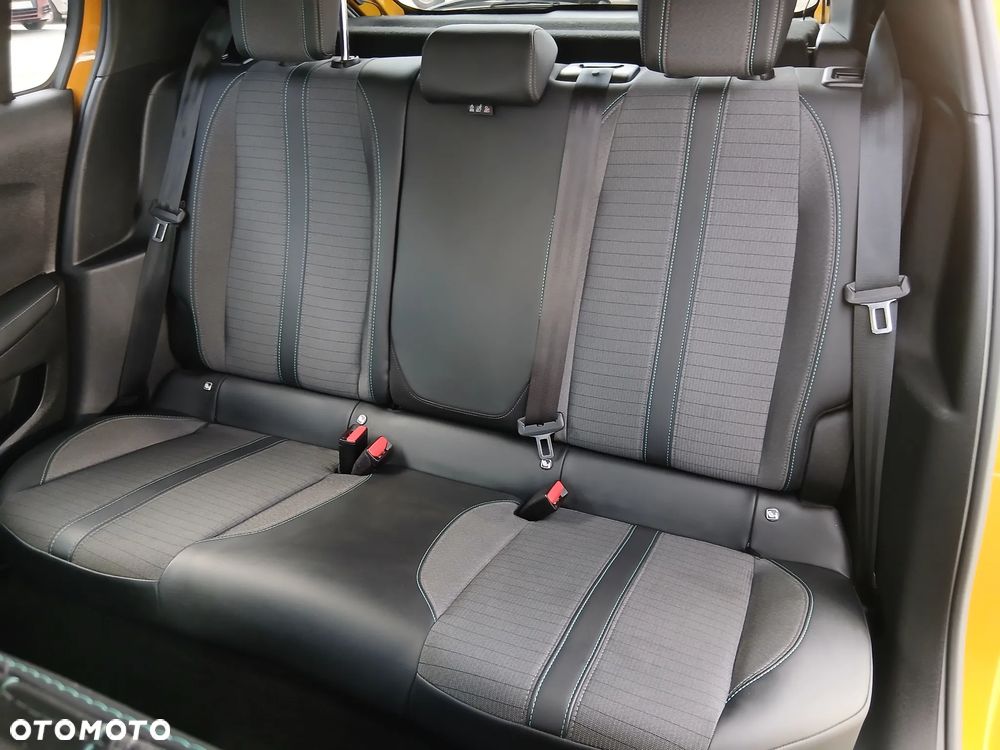 Peugeot 208 1.2 PureTech Allure Pack S&S - 26