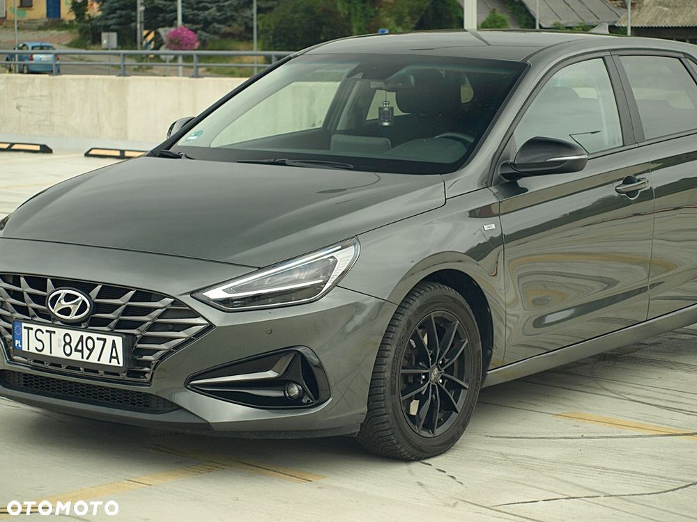 Hyundai i30 1.5 T-GDI 48V-Hybrid EDITION 30+ - 4