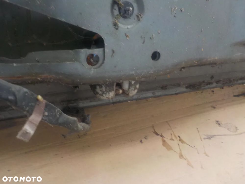 NISSAN PATHFINDER R51KLAPA BAGAŻNIKA - 6