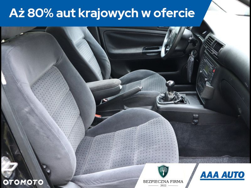 Volkswagen Passat - 10