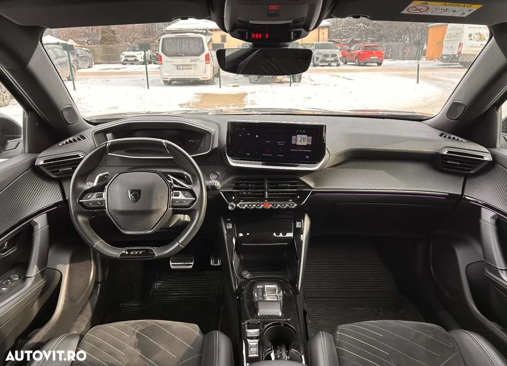 Peugeot 2008 1.2L PureTech 130 S&S EAT8 GT - 9