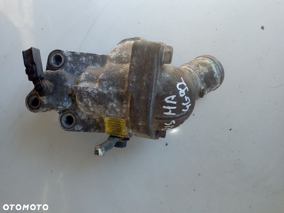 MITSUBISHI CARISMA 1,6 obudowa termostatu 1,8 - 1
