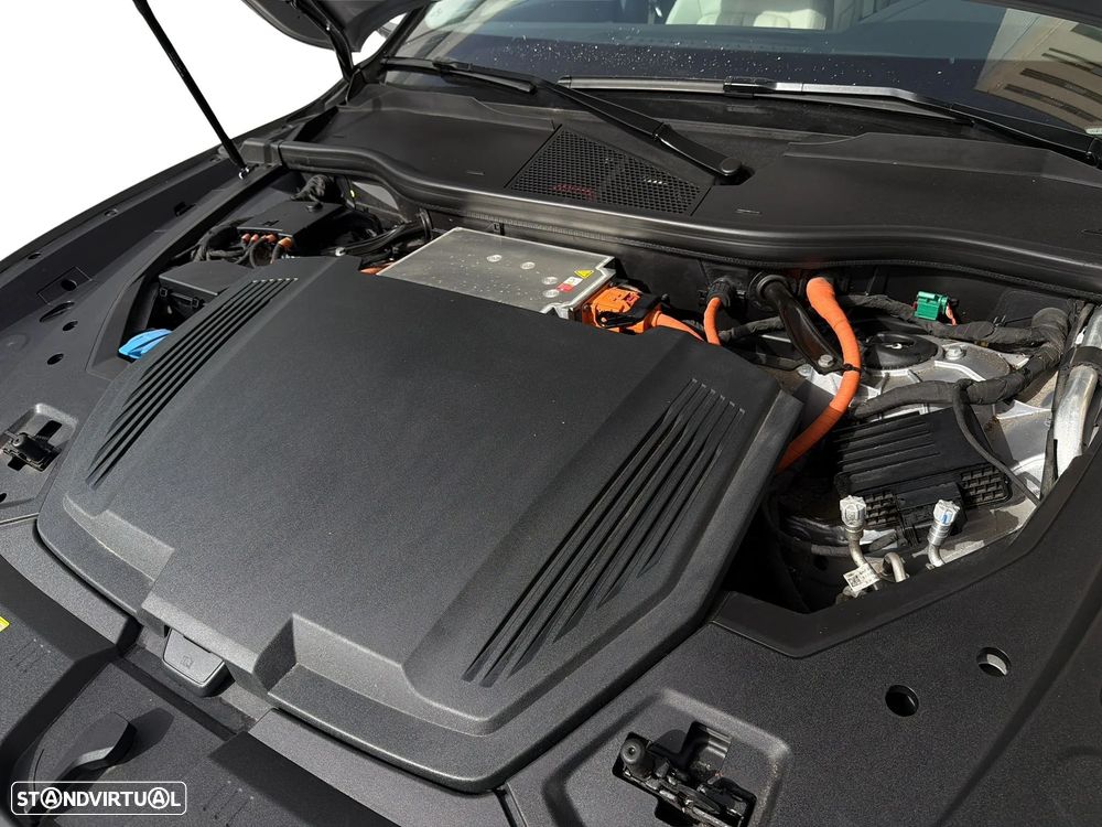Audi e-tron 55 quattro - 57