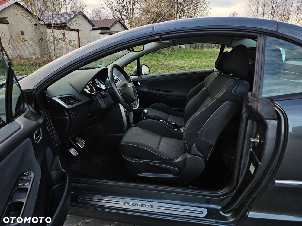 Peugeot 207 CC 120 VTi Platinum - 10