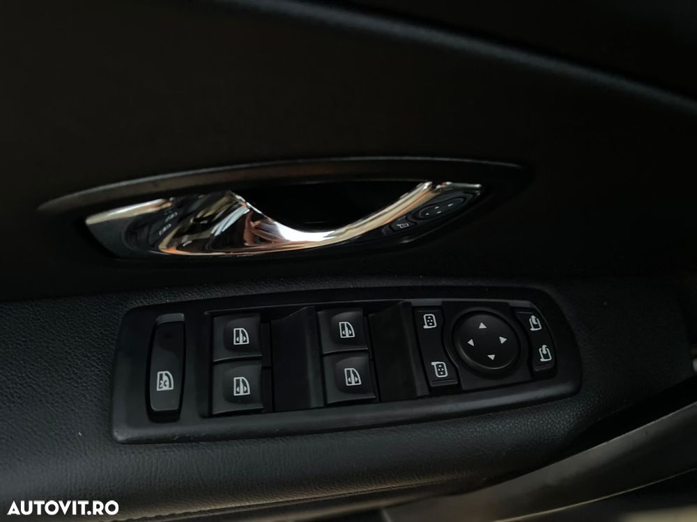 Renault Megane ENERGY dCi 110 EDC BOSE EDITION - 19