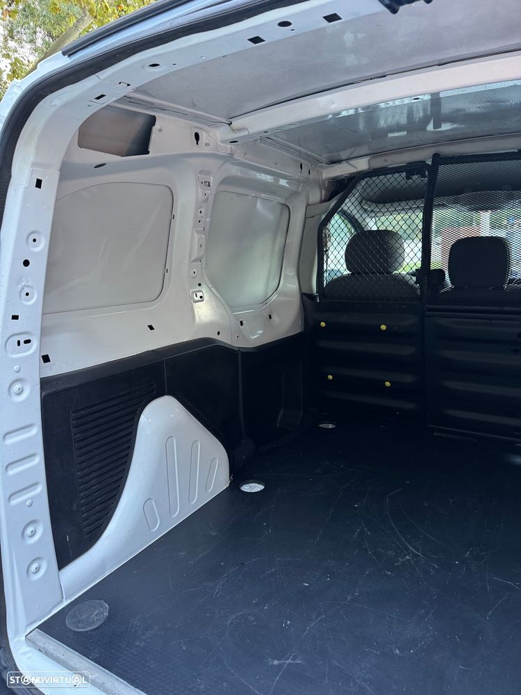 Peugeot Peugeot Partner 3 lugares - 8