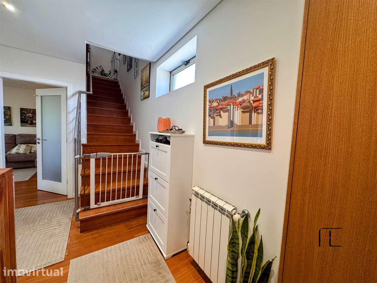 Apartamento T2 com Varanda e Garagem na Senhora da Hora - Grande imagem: 5/39