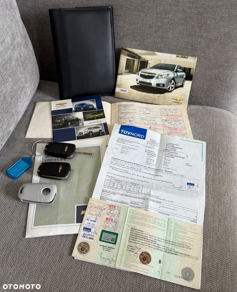 Chevrolet Cruze - 21