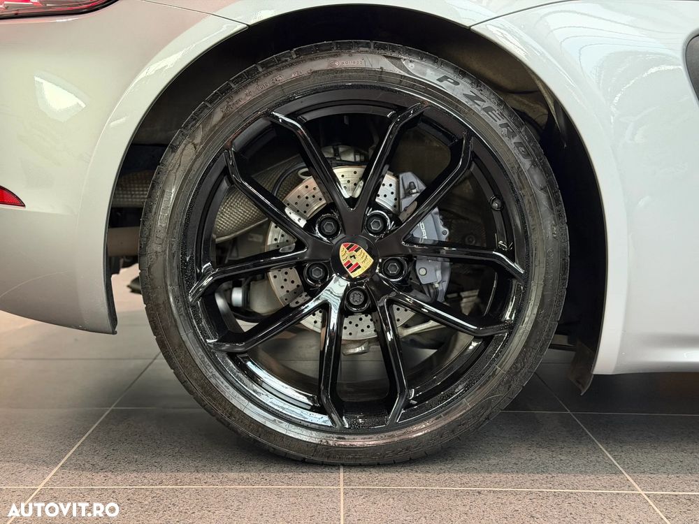 Porsche Boxster 718 PDK - 13