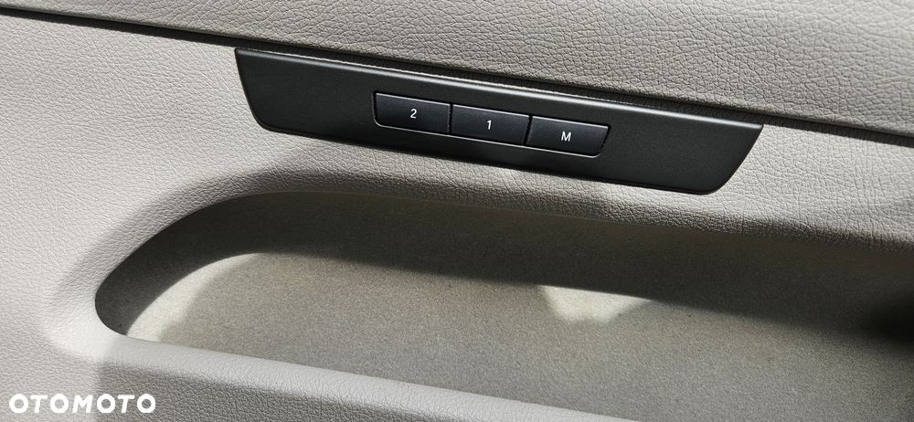 BMW 5GT 535d xDrive - 11