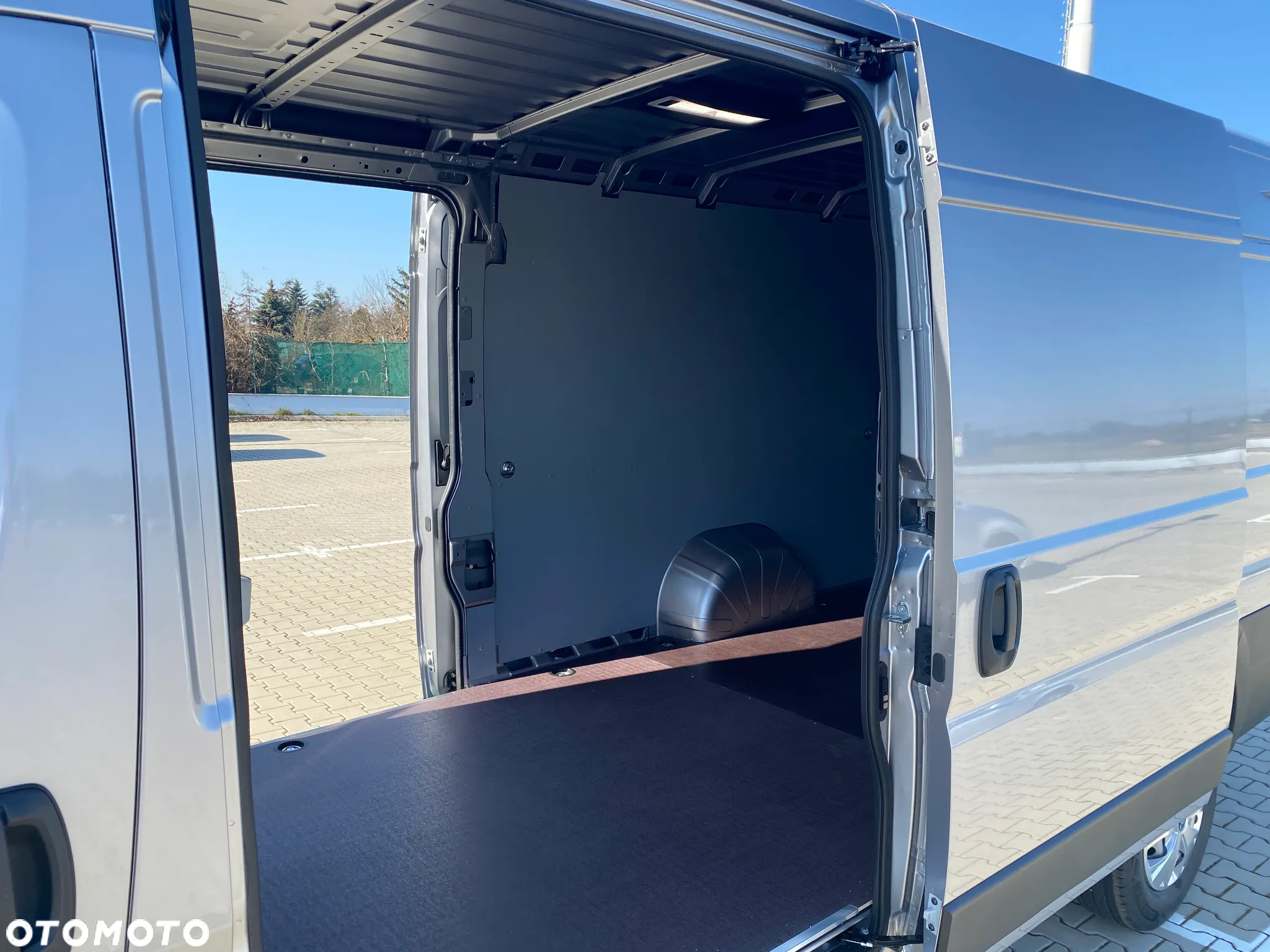 Toyota PRACE MAX L4H2 - 7