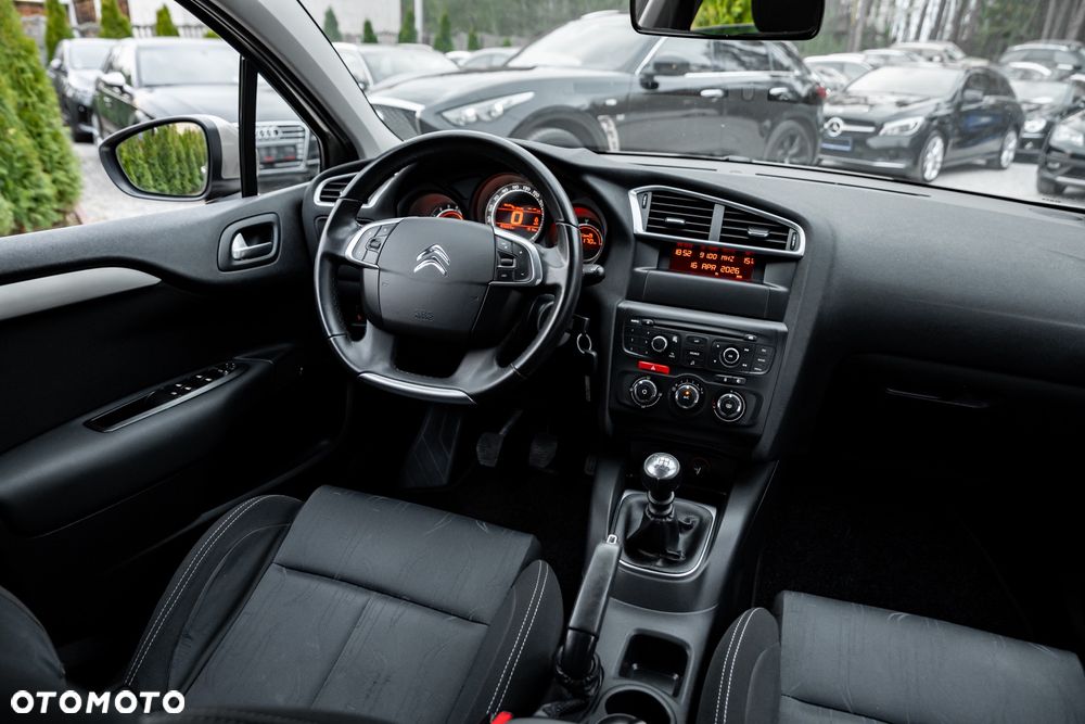 Citroën C4 e-HDi 110 Selection - 25