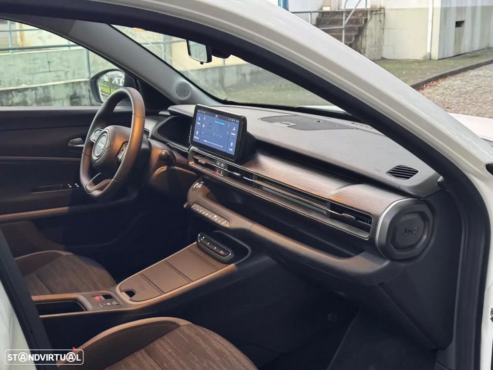 Jeep Avenger 54 kWh Longitude - 24
