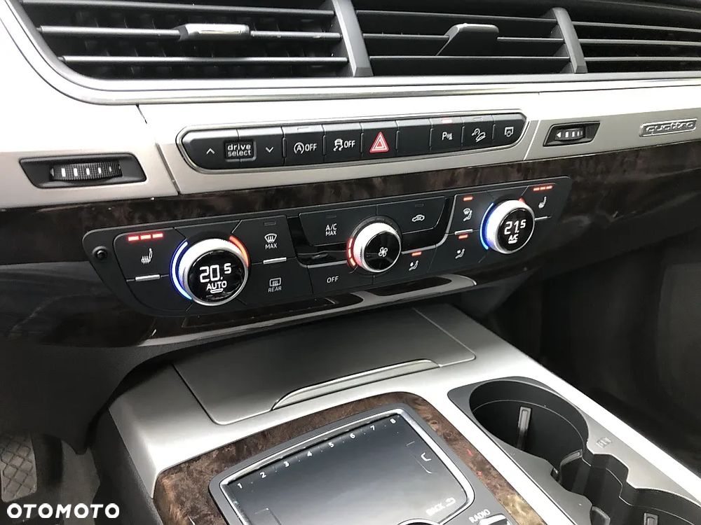 Audi Q7 - 19