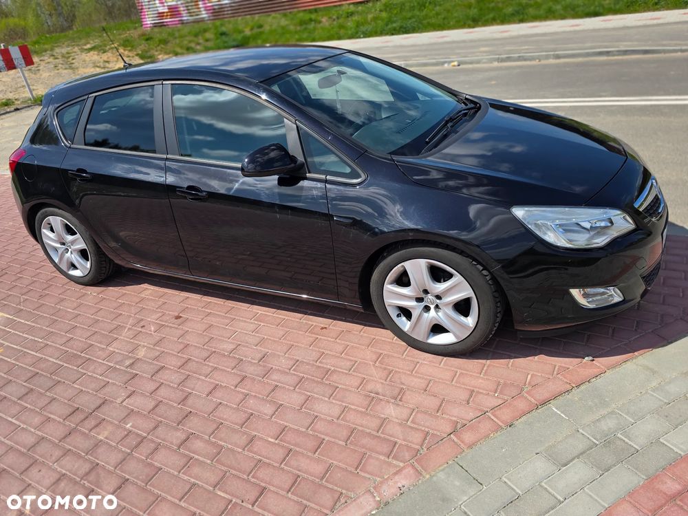 Opel Astra - 10