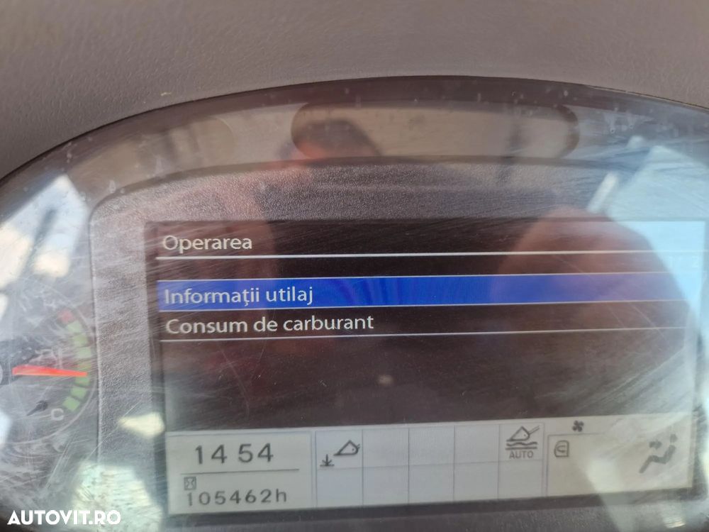 Hitachi ZW220-6, cupa 3,5mc, 2018, 10.546h, produs in JAPONIA, Anv 23,5R25 80% ok, Masa operationala 20 tone, camera luat vederi spate, consum mediu 10,5l/ora, Stare foarte buna, posibilitate leasing 3 ani, AC Climatronic, computer in PROMOTIE 53.900 EUR+Tva - 40